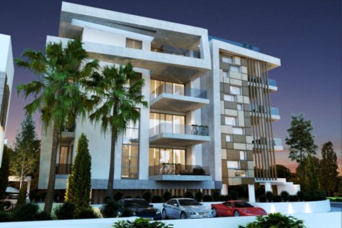 2 dormitorios Apartment en Limassol, Cyprus No. 37705 2