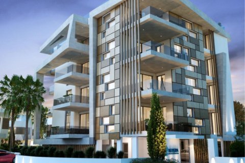 2 dormitorios Apartment en Limassol, Cyprus No. 37705 1