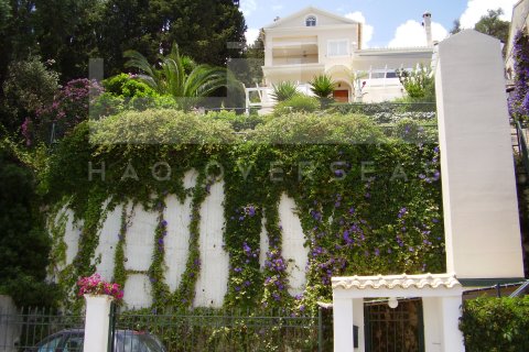 4 bedrooms Villa in Perama, Greece No. 24297 3