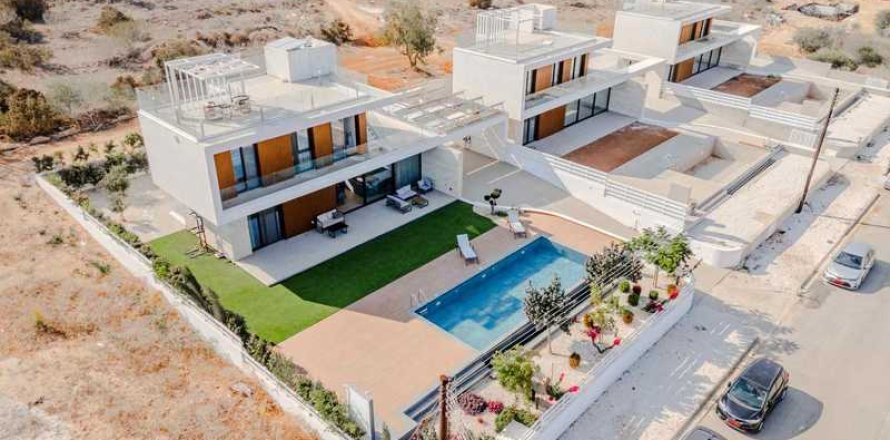 4 dormitorios House en Protaras, Cyprus No. 72582