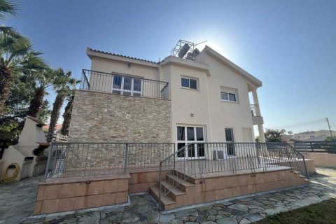 4 dormitorios House en Kiti, Cyprus No. 72581 4