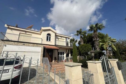 4 dormitorios House en Kiti, Cyprus No. 72581 1