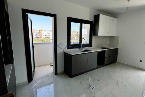 2 dormitorios Apartment en Limassol, Cyprus No. 63625 3