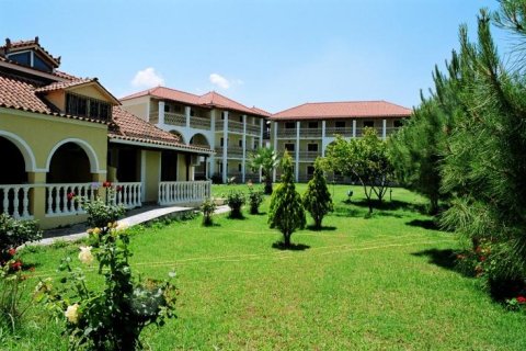 49 bedrooms Hotel in Zakynthos, Greece No. 24781 8