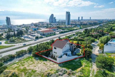 4 dormitorios Villa en Mouttagiaka, Cyprus No. 39918 7