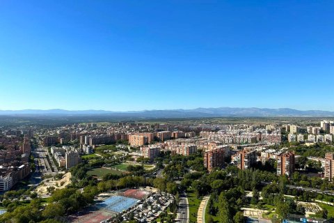 3 chambres Penthouse à Madrid, Spain No. 26827 7