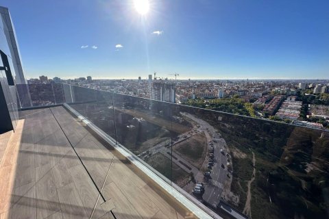 3 dormitorios Penthouse en Madrid, Spain No. 26827 12