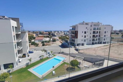 2 bedrooms Apartment in Agios Athanasios, Cyprus No. 45629 6