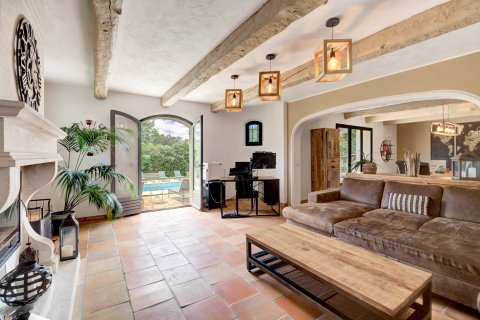 4 dormitorios Villa en Chateauneuf-Grasse, France No. 67937 2