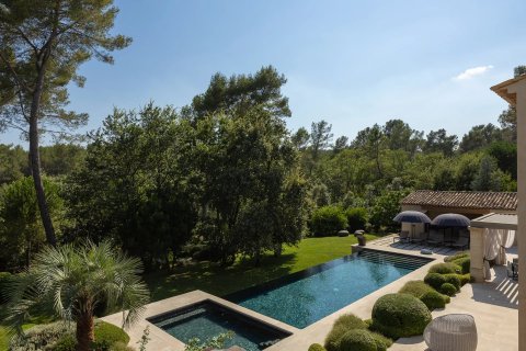 5 dormitorios Villa en Tourrettes, France No. 67935 13