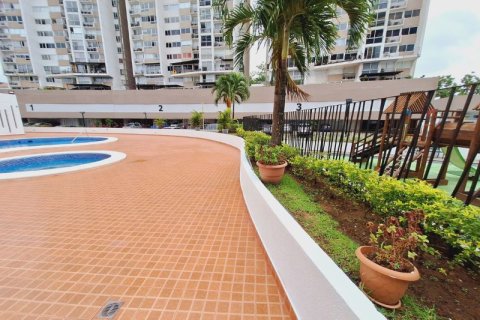 2 dormitorios Apartment en Panamá, Panama No. 70648 25