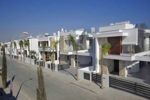 4 bedrooms House in Larnaca, Cyprus No. 63164 5