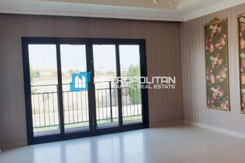 3 bedrooms Villa in Al Salam Street, UAE No. 7394 2