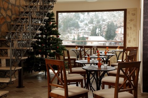 430m² Hotel en Veria, Greece No. 57758 3