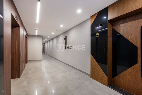 3+1 Apartment in Izmir, Turkey No. 17637 5