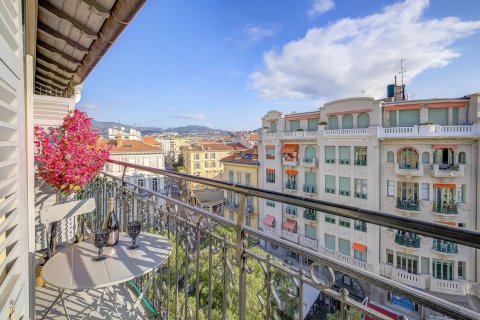 2 bedrooms Apartment in Nice, France No. 67397 20