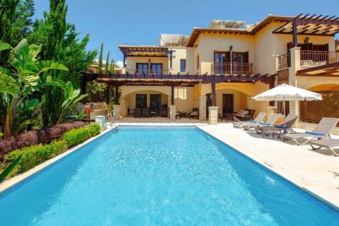 3 dormitorios House en Paphos, Cyprus No. 42646 2