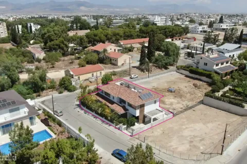 5 bedrooms House in Aglantzia, Cyprus No. 63097 2