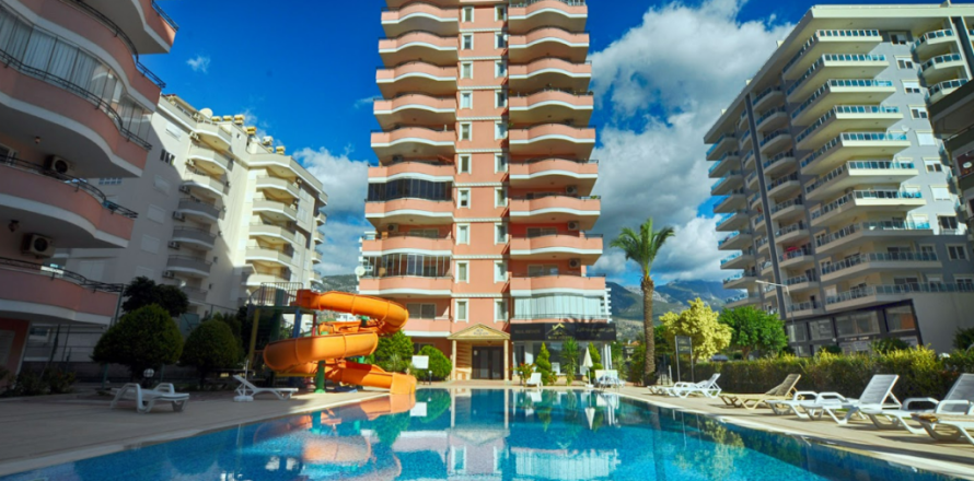 0+5 Apartment in Mahmutlar, Turkey No. 21459