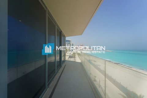 3 dormitorios Apartment en  Saadiyat Island, UAE No. 4740 7