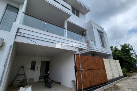 4 bedrooms Villa in Jimbaran, Indonesia No. 23252 1