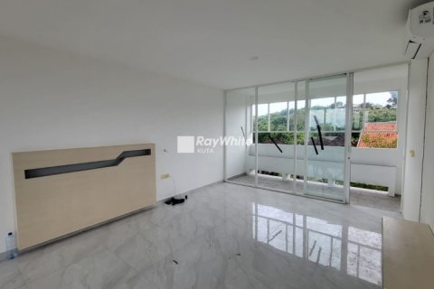 4 bedrooms Villa in Jimbaran, Indonesia No. 23252 6