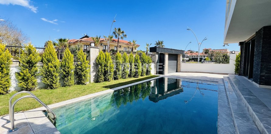 4+1 Villa en Kemer, Turkey No. 20753