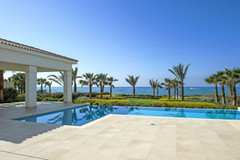 5 bedrooms Villa in Larnaca, Cyprus No. 49941 7