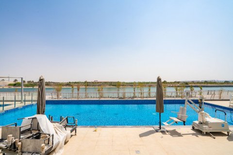 2 dormitorios Apartment en  Yas Island, UAE No. 5828 2