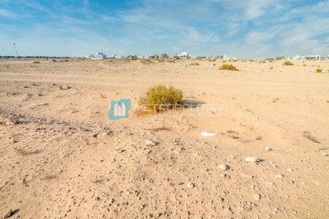 810m² Land en Al Shamkha, UAE No. 5825 3