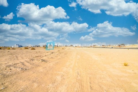 810m² Land en Al Shamkha, UAE No. 5825 4