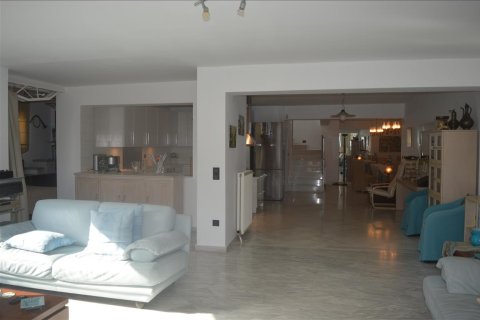 4 bedrooms Villa in Kalyvia Thorikou, Greece No. 59130 6