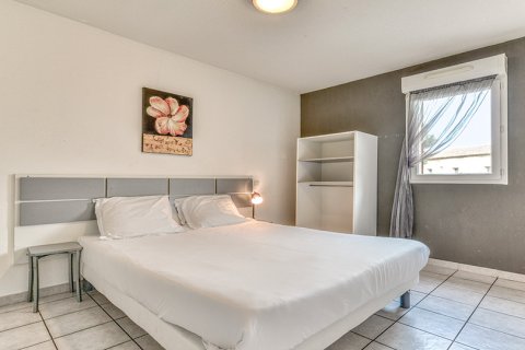 37m² Apartment in Beziers, France No. 69457 8