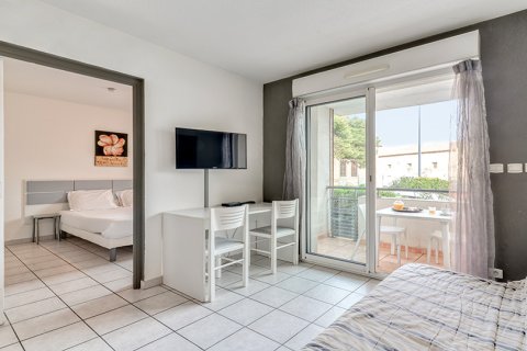 37m² Apartment in Beziers, France No. 69457 10