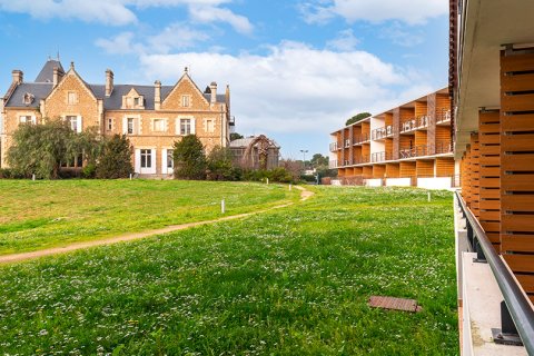 37m² Apartment in Beziers, France No. 69457 1