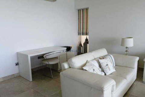 3 bedrooms Apartment in Larnaca, Cyprus No. 34199 5