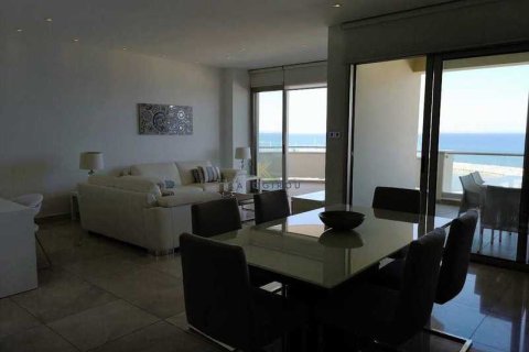 3 bedrooms Apartment in Larnaca, Cyprus No. 34199 6