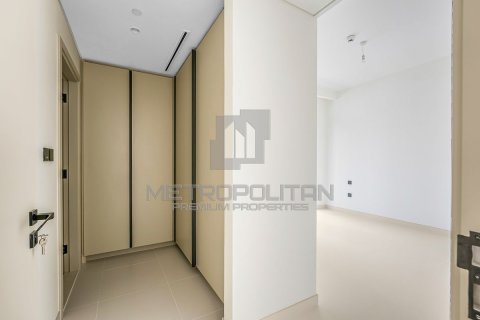 2 dormitorios Apartment en EMAAR Beachfront, UAE No. 6208 11