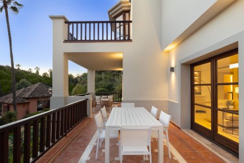 5 bedrooms House in Marbella, Spain No. 27126 10