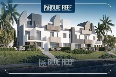 5 bedrooms Townhouse in New Zayed City, Egypt No. 38697 3