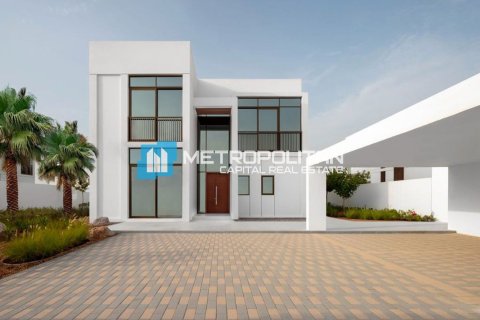 4 dormitorios Villa en Abu Dhabi, UAE No. 5390 1