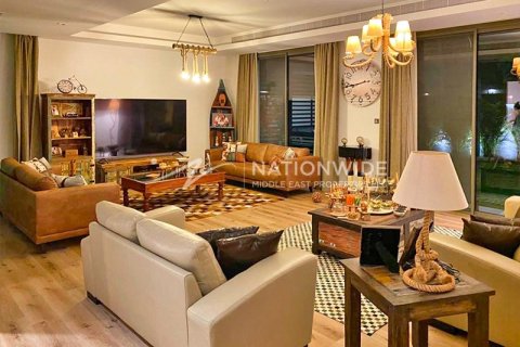 4 bedrooms Villa on the Yas Island, UAE No. 4468 4