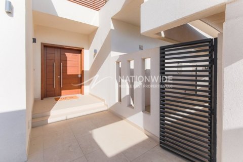 5 bedrooms Villa on the Yas Island, UAE No. 4425 6