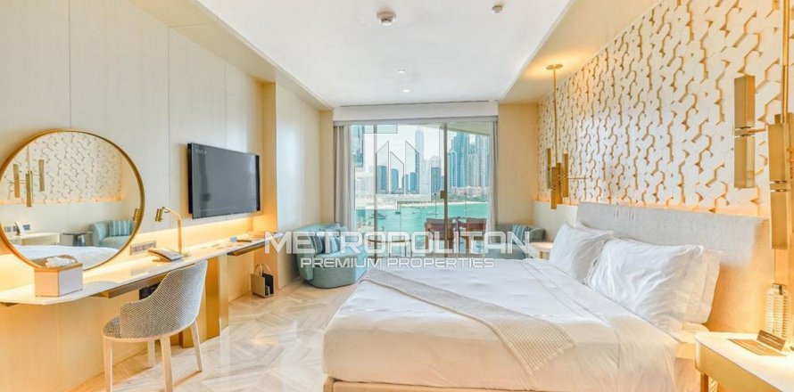 Studio Apartment in FIVE Palm Jumeirah, UAE No. 6929