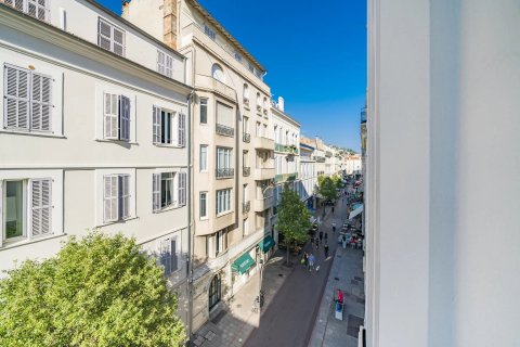 3 dormitorios Apartment en Cannes, France No. 67269 6