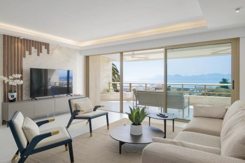 3 dormitorios Apartment en Cannes, France No. 67272 4