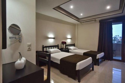 1000m² Hotel in Heraklion, Greece No. 52057 14