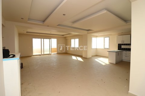 3+1 Apartment in Erdemli, Turkey No. 12235 18