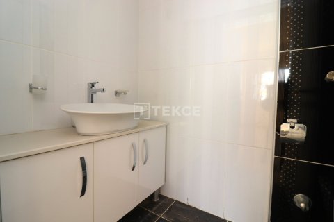 3+1 Apartment in Erdemli, Turkey No. 12235 4