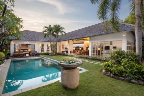 2 chambres Villa à Seminyak, Indonesia No. 22685 2